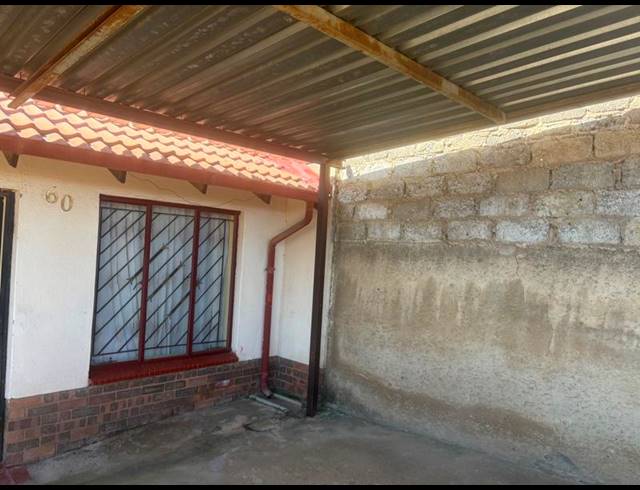 2 BEDROOM HOUSE FOR SALE IN RABIE RIDGE